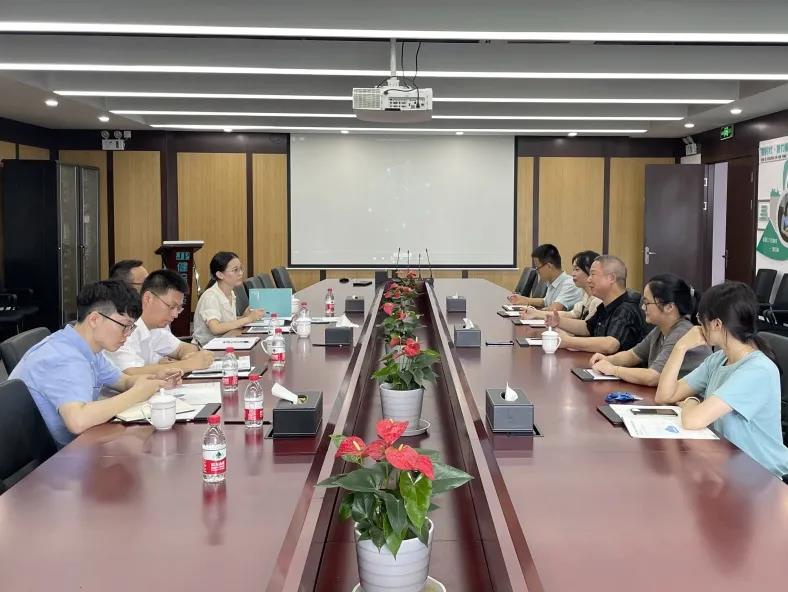 浙江省經(jīng)信廳生物醫(yī)藥產(chǎn)業(yè)處處長盧建波一行蒞臨健培科技考察調(diào)研