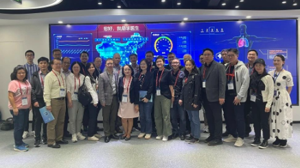 新加坡理工學(xué)院、中華總商會一行蒞臨健培科技考察交流