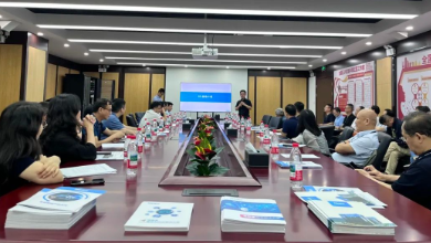 廣西衛(wèi)健委與公立醫(yī)院考察團一行蒞臨健培科技考察調研