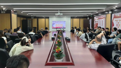 銘記歷史，砥礪前行！健培黨支部組織觀看九三閱兵直播